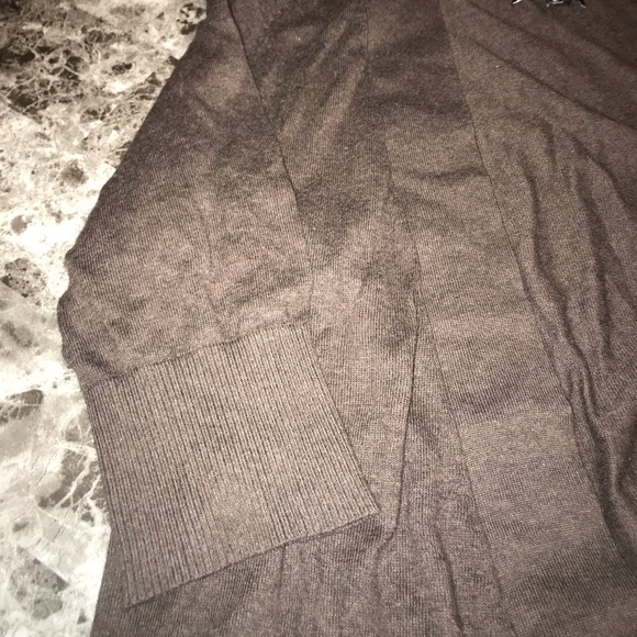 Express Cardigan - Picture 4 of 9